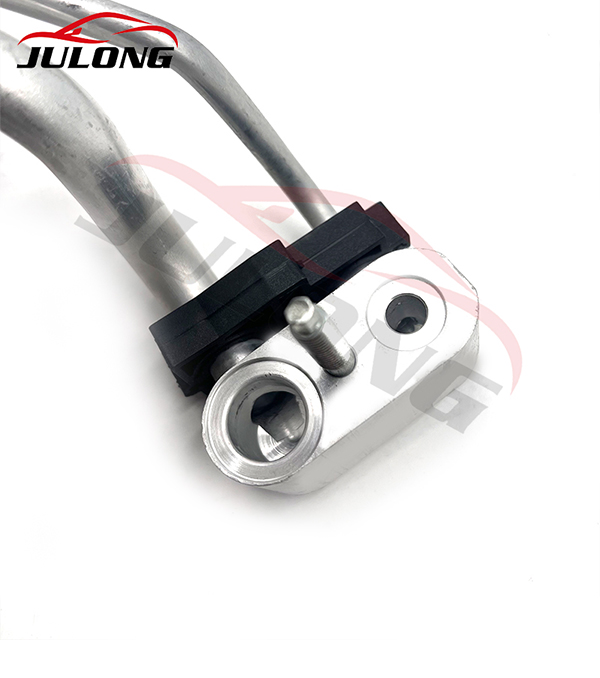 Chevrolet Cobalt air conditioning hose OEM: 94774929 Chevrolet Cobalt air conditioning hose OEM: 94774929