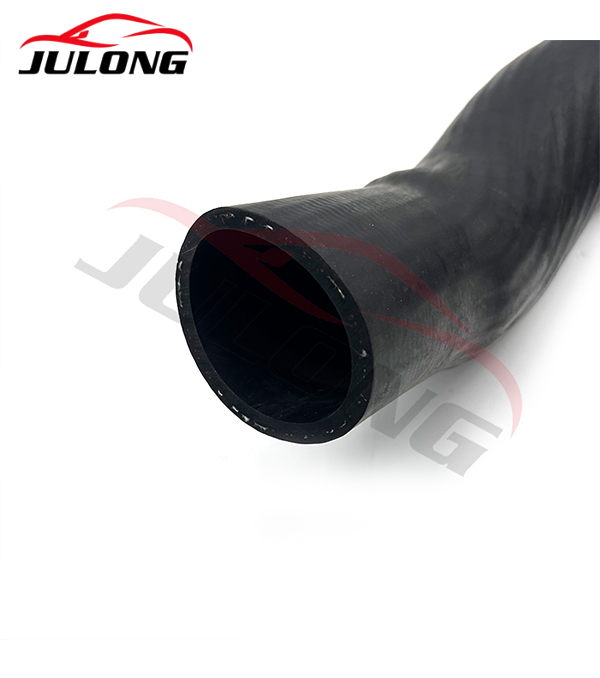 Hino E13C 700 (bottom) Radiator hose OEM: 16571-E0860 Hino E13C 700 (bottom) Radiator hose OEM: 16571-E0860