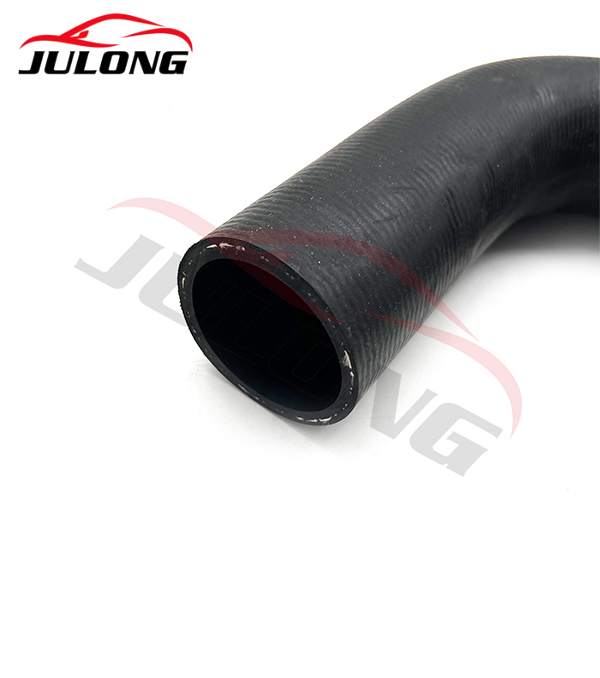 Mitsubishi Radiator Upper Flexible Hose OEM: MC127050 Mitsubishi Radiator Upper Flexible Hose OEM: MC127050