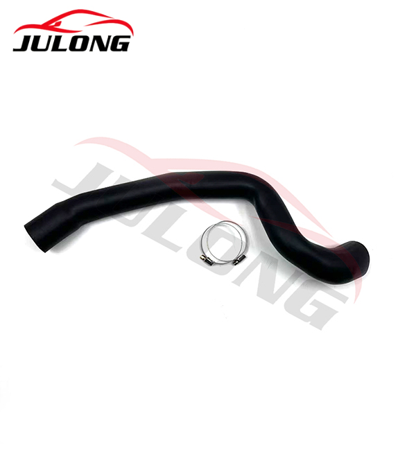 Ford Focus II C-MAX EGR 2.0 TDCI Right-side turbocharger intercooler hose OEM: 1530297 Ford Focus II C-MAX EGR 2.0 TDCI Right-side turbocharger intercooler hose OEM: 1530297