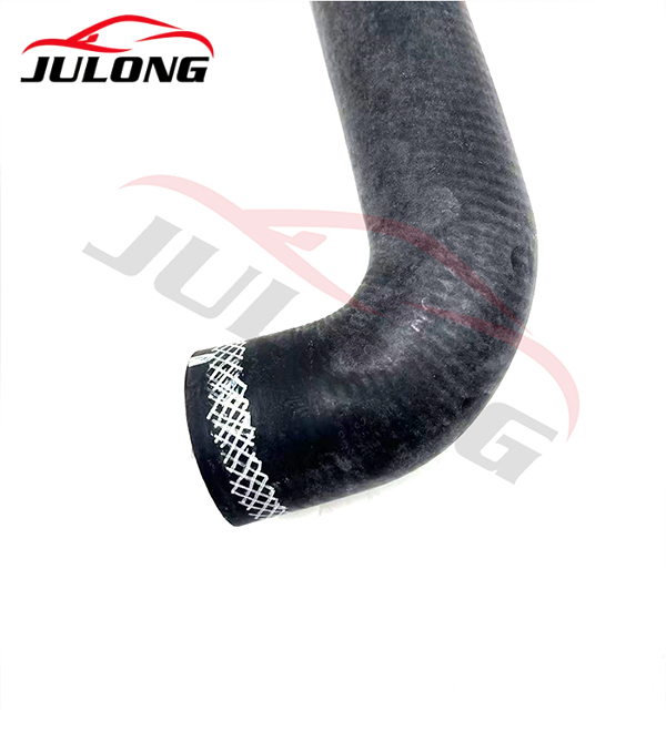 Scania Truck Upper Radiator Hose OEM: 1444944 Scania Truck Upper Radiator Hose OEM: 1444944